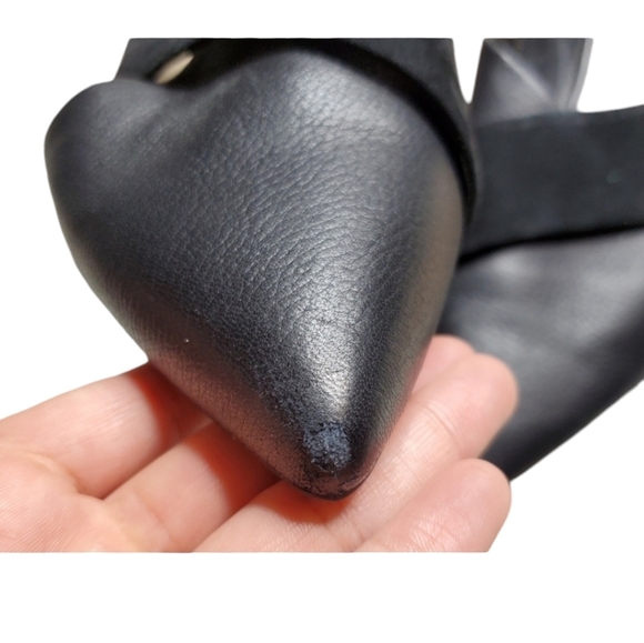 Kenneth Cole Black Leather/Suede Camelia X Loafer - Picture 4 of 7